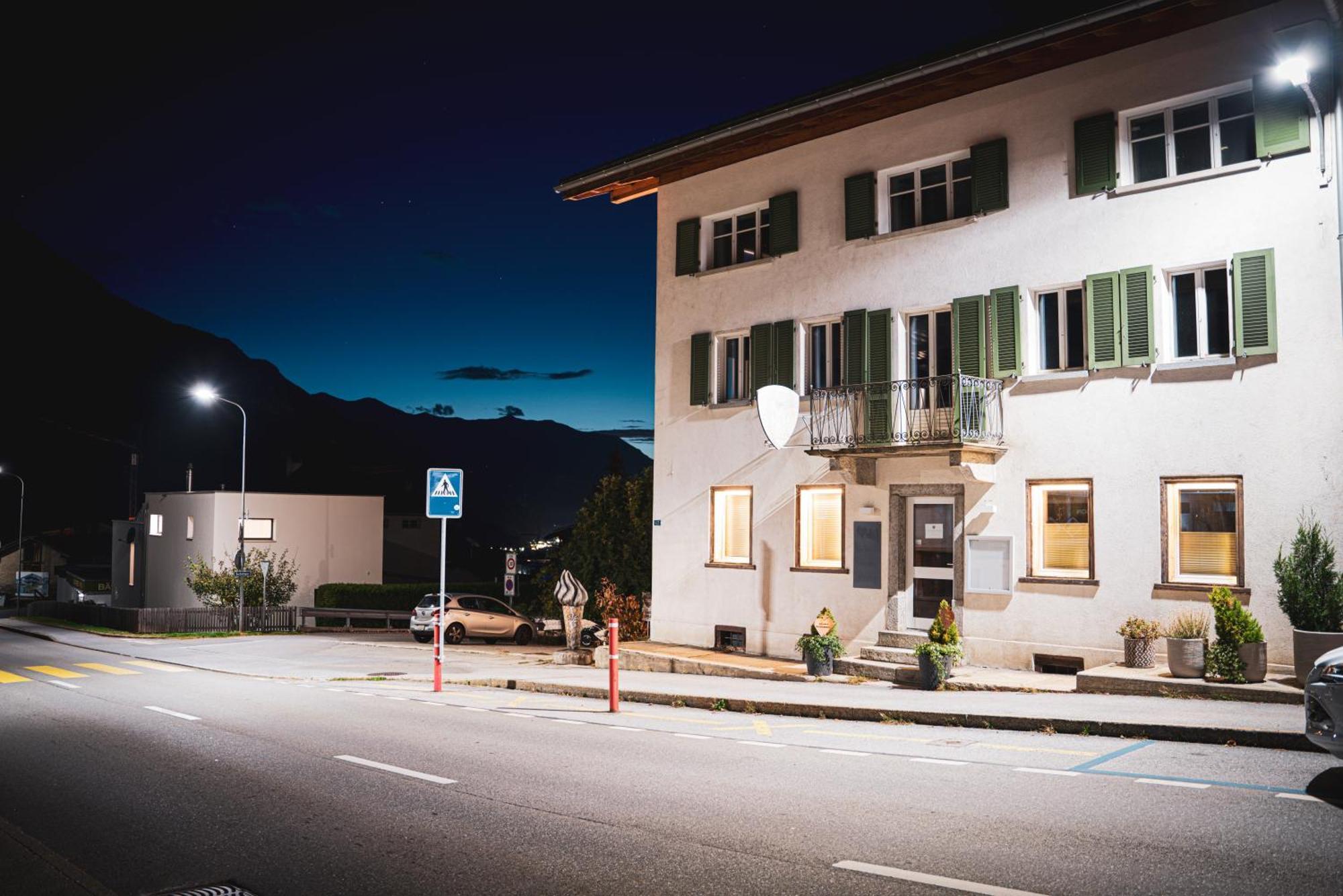 Hotel Restaurant Simplon Brig Exterior photo