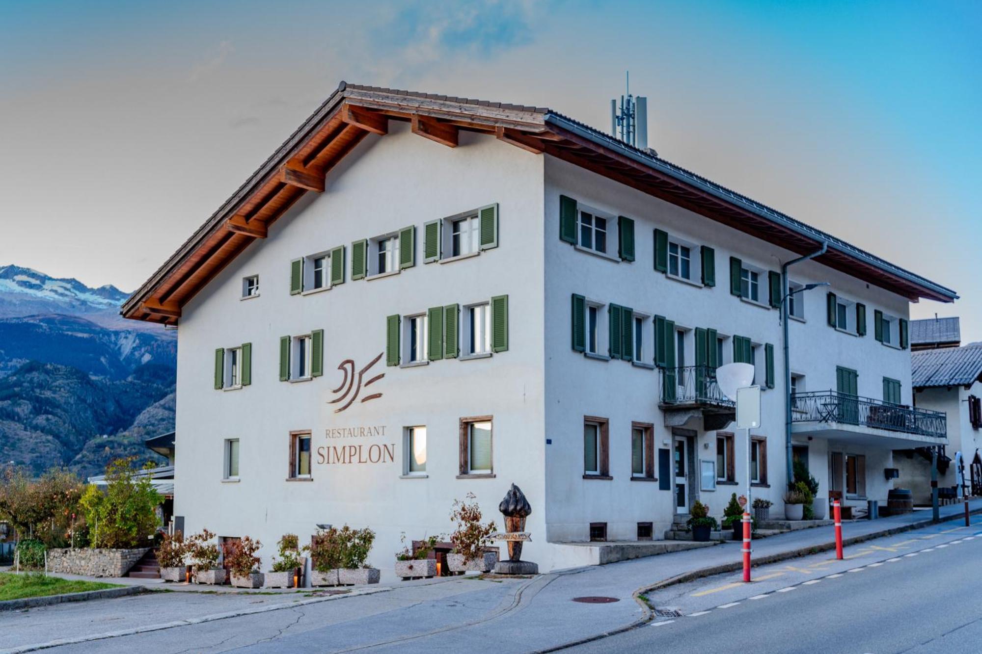 Hotel Restaurant Simplon Brig Exterior photo